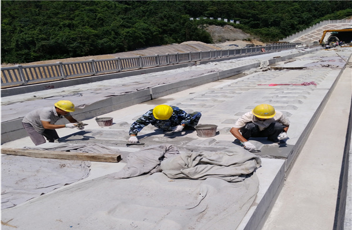 中鐵四局廣清城際鐵路項目